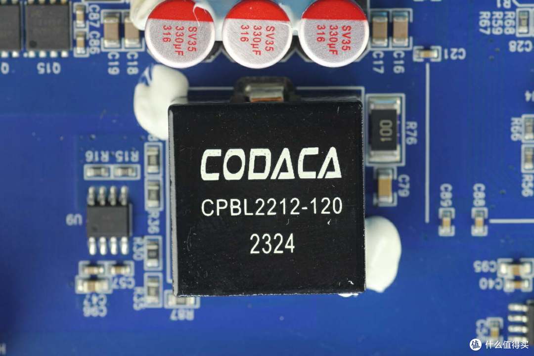 拆解报告:ETAKER移族2000W 2009Wh户外电源 墨M2000