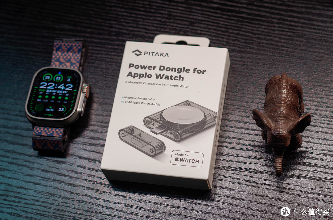 好马配好鞍，Apple Watch Ultra当然要配PITAKA碳纤表带和充电器