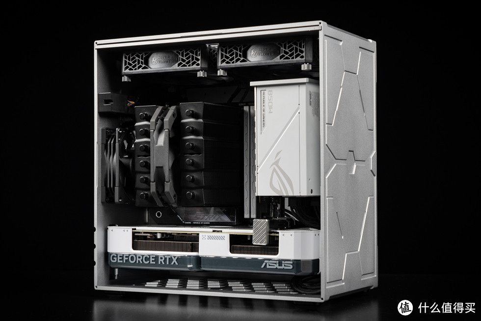 AboStudio ContainerM+ROG X670E-I+华硕 DUAL4070装机分享！