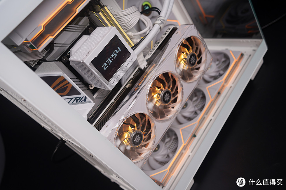 14700K/ROG 吹雪 Z790S/星曜 4080S,九州风神 CH780 海景房装机展示