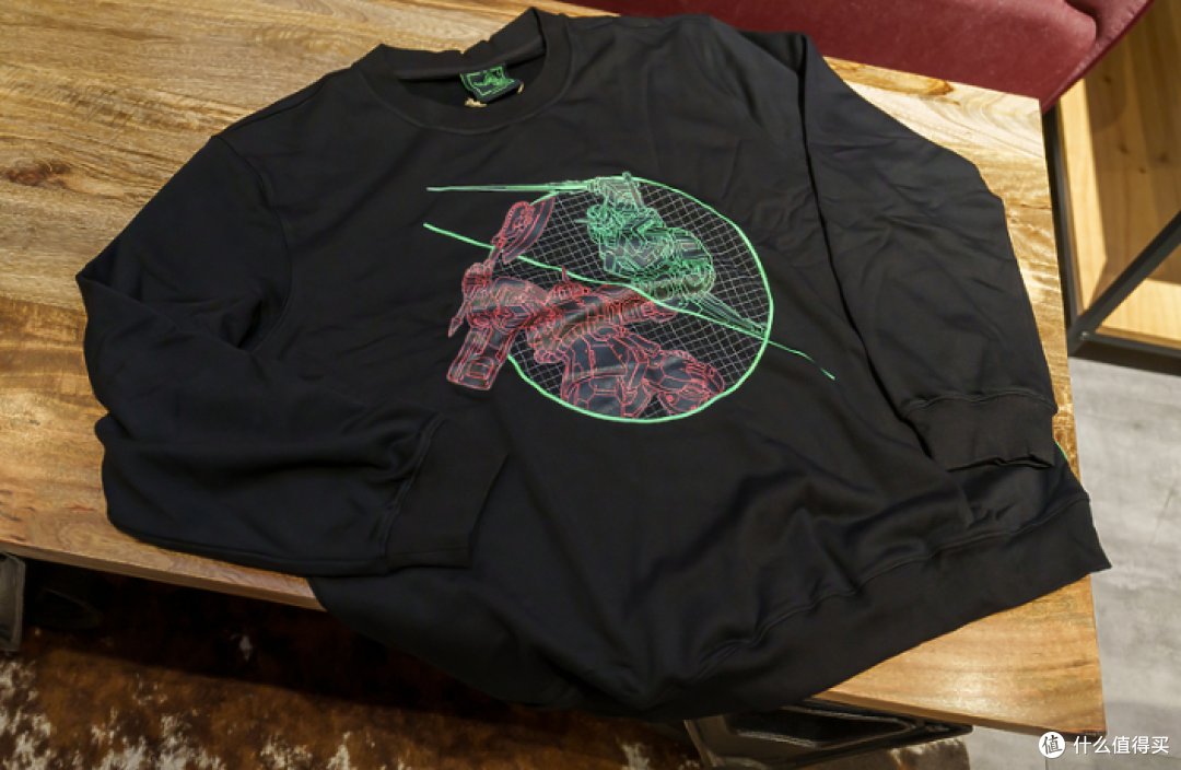 Razer | Mobile Suit Gundam Sweatshirt 运动衫