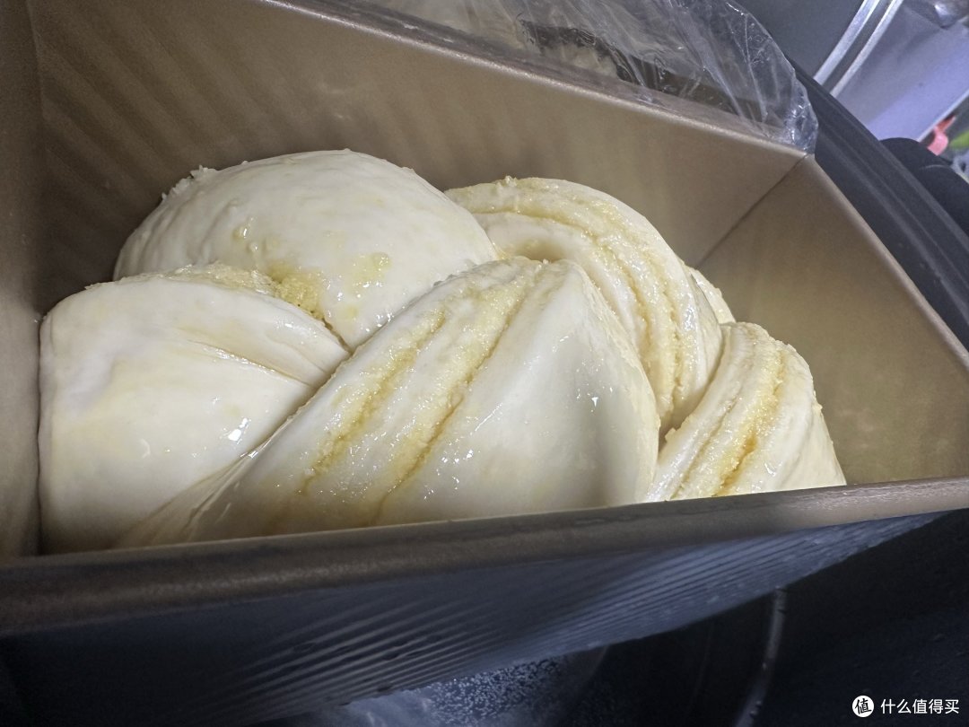 发酵到这个程度，就差多可以进烤箱了！