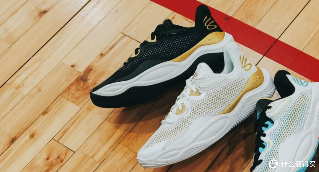 中底搭载 Micro G 敏捷再强化Curry Splash 24