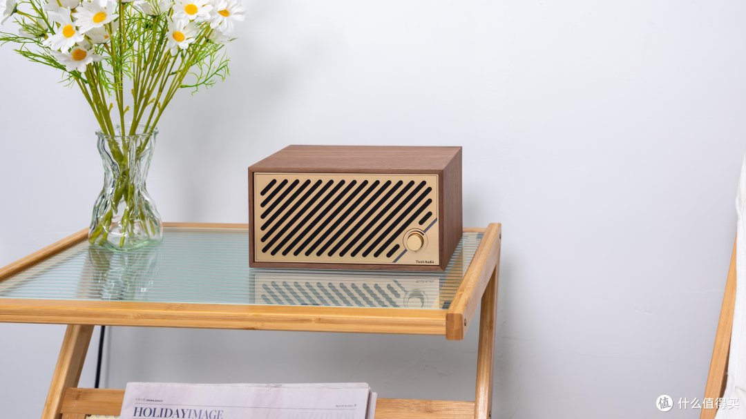 支持Airplay2的“收音机” ?体验Tivoli Audio 流金岁月M2D 复古木质音响
