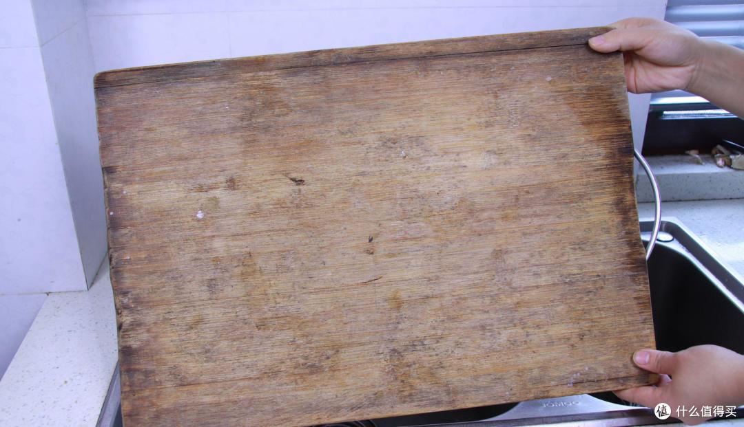 这5种“年抛型”的家居物品，真心没必要买太贵，到期就扔掉