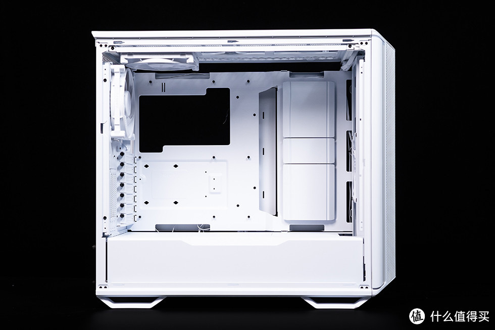用DARK BASE 701+ 打造一台高效安逸的白色风冷主机