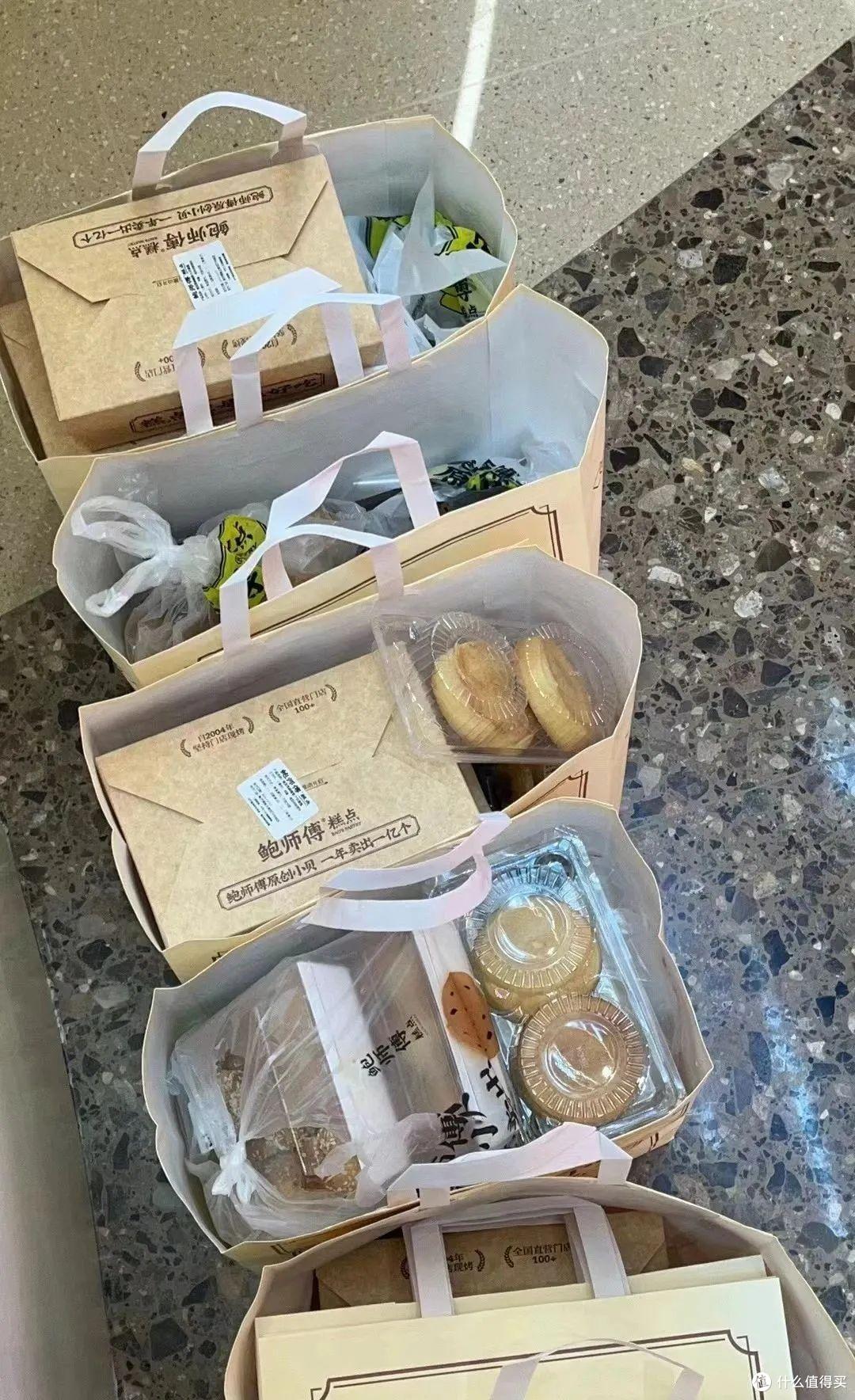 一“鲍”难求?鲍师傅家的“糖油混合物”凭啥这么受欢迎