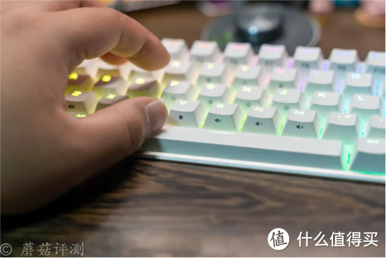 霍尔元件加持,触发高度可调,键盘操作更精准,先马趣造G65霍尔效应磁轴键盘 体验评测