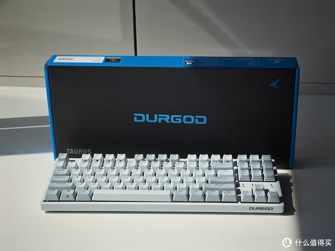 办公助力好搭档：杜伽k320无光有线机械键盘