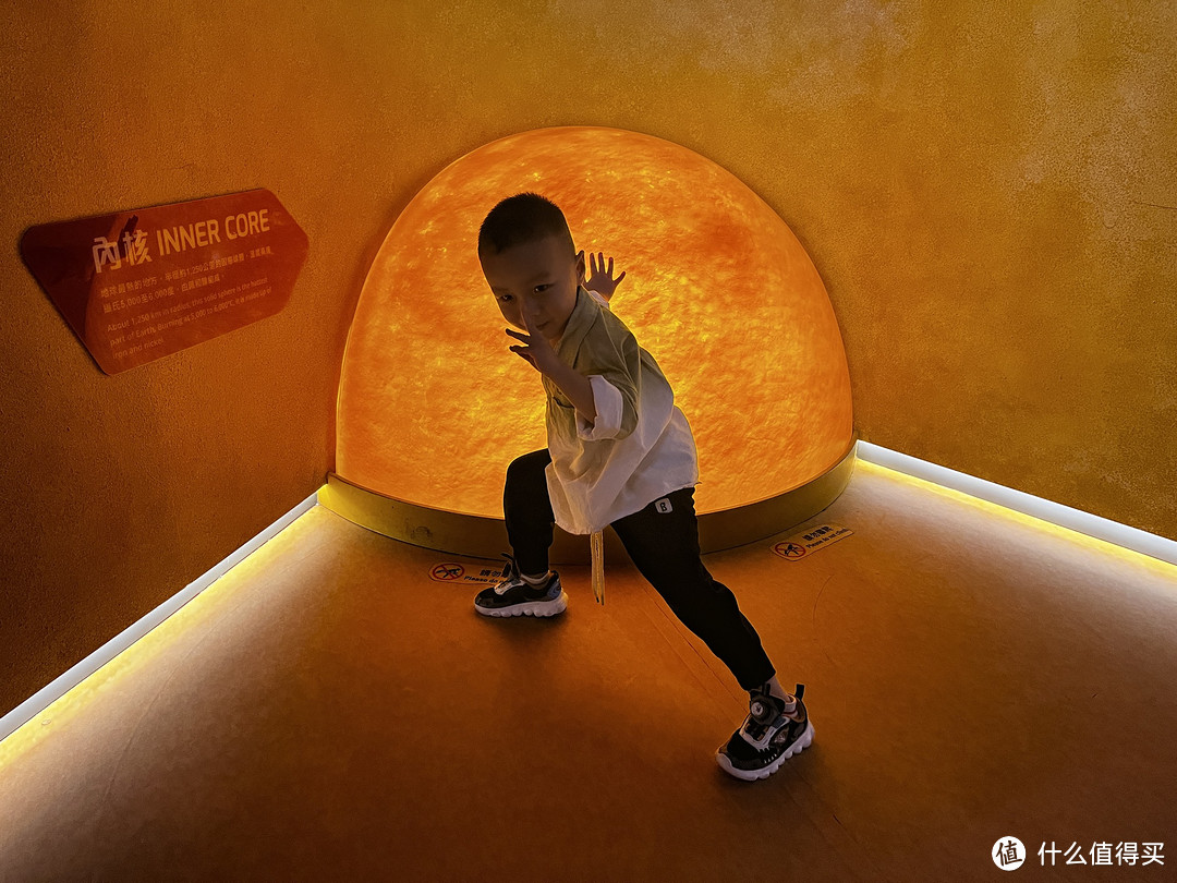 香港两天一夜遛娃攻略来啦~科学馆太空馆内展品都可以触摸！