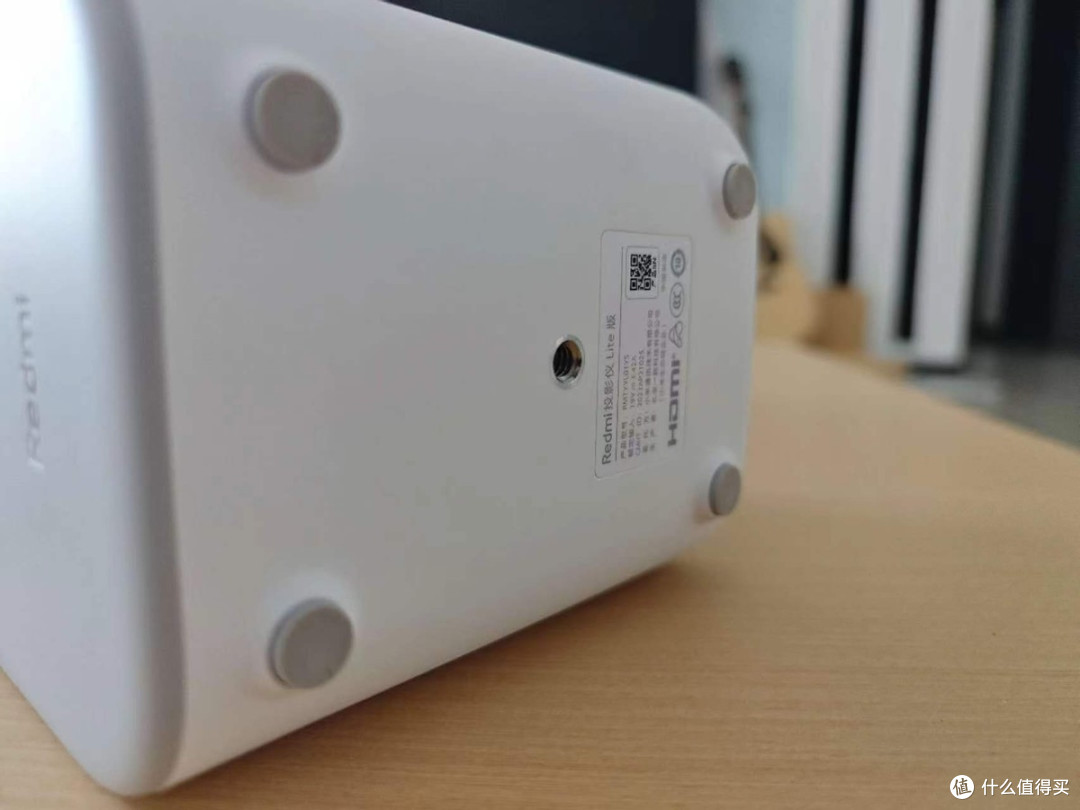 自费入手Redmi投影仪Lite版评测，真好用还是槽点满满？