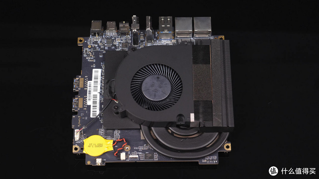 机械革命imini Pro520评测：英特尔Ultra 5 125H配长江存储PC411 SSD