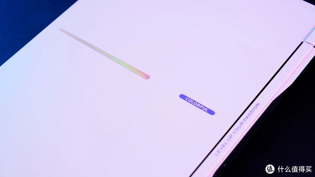 六千元入手i7+4060白色系游戏本?七彩虹隐星P15体验全新升级