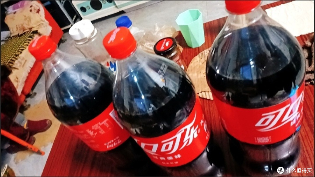 欢聚时刻，少不了快乐肥仔水一可乐加鸡翅！
