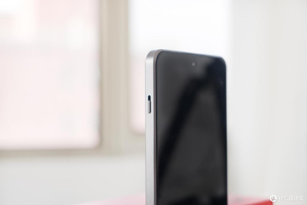 给上大学的表弟买了台一加Ace 3V ，年轻人的第一台Ai手机实测