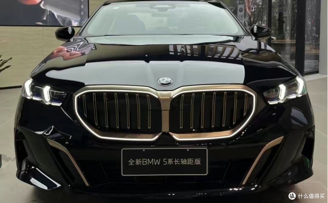 设计被吐槽宝马5系销量持续下滑降价或许成为最后的出路