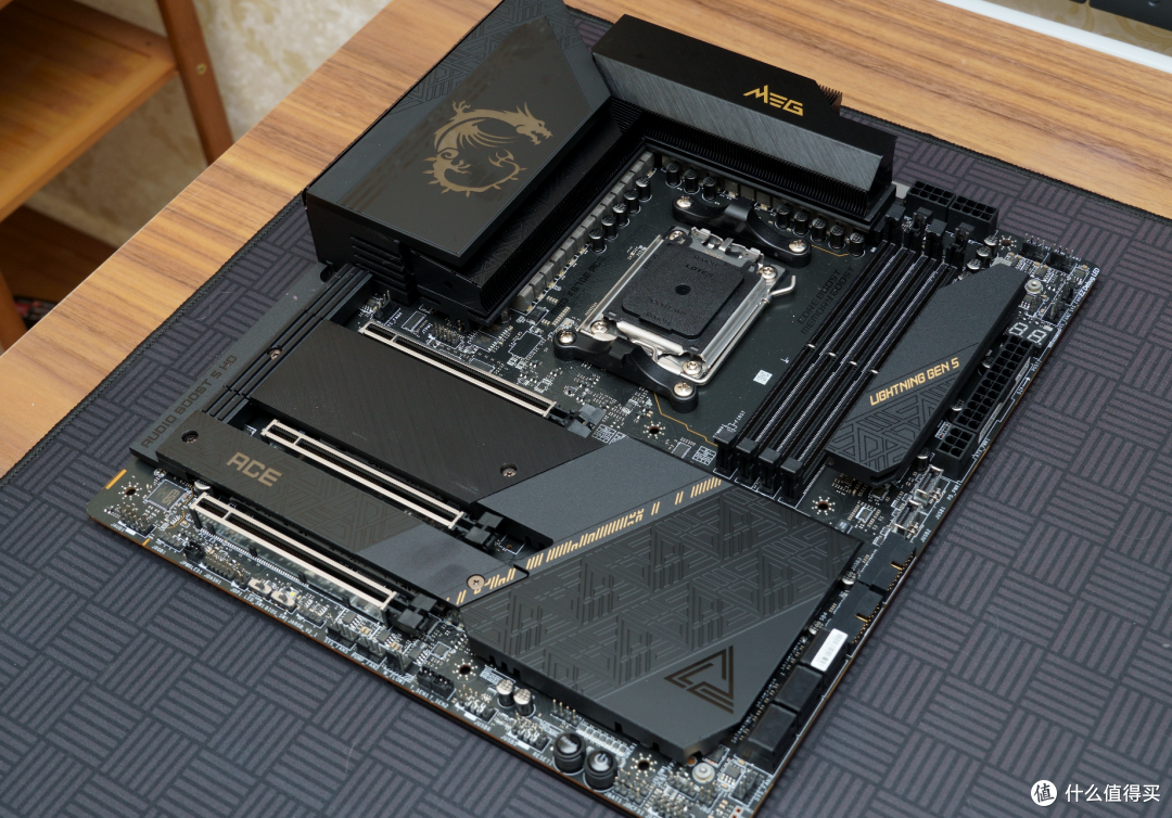 兼顾游戏与生产力 intel 酷睿i7-13700KF技术向分析