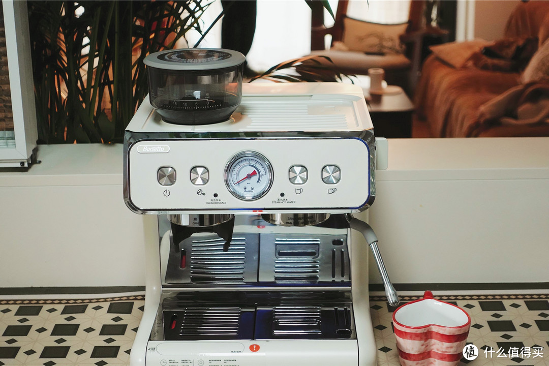 咖啡机买哪款不吃灰？百盛图二代S带秤研磨一体机使用分享