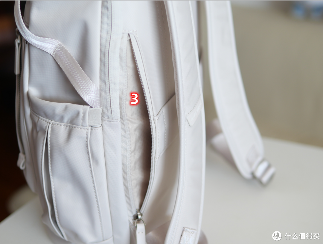 一个背包，14个口袋，极致收纳的大空间多功能背包Nayo Smart Urban U5体验