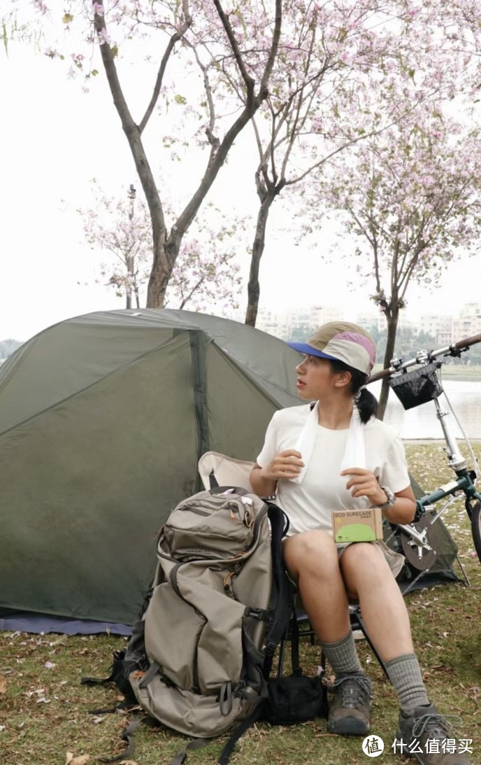Bike Camping | 扎营在白云湖的紫荆花树林下