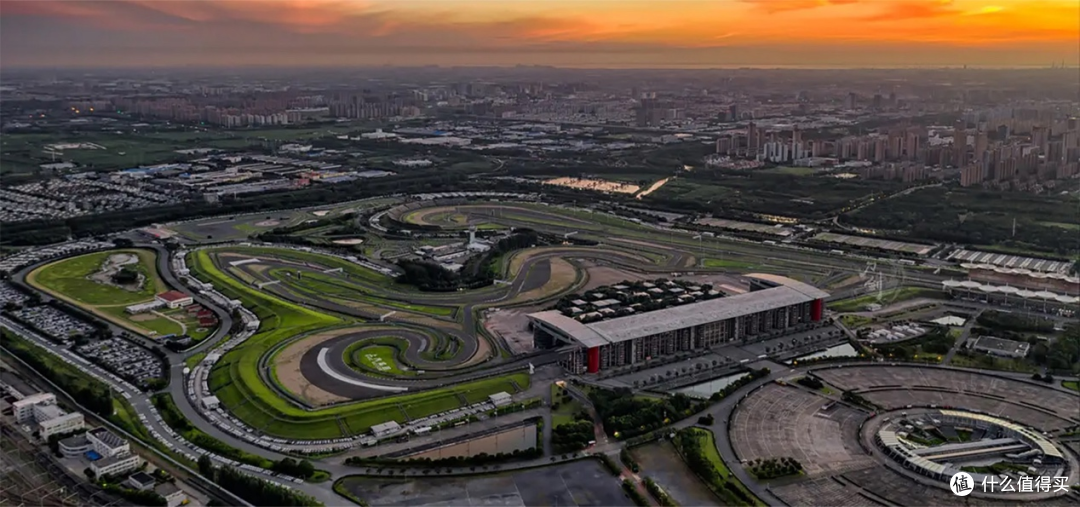 "上海"引擎再度点燃,续写f1红色传奇_跑车_什么值得买