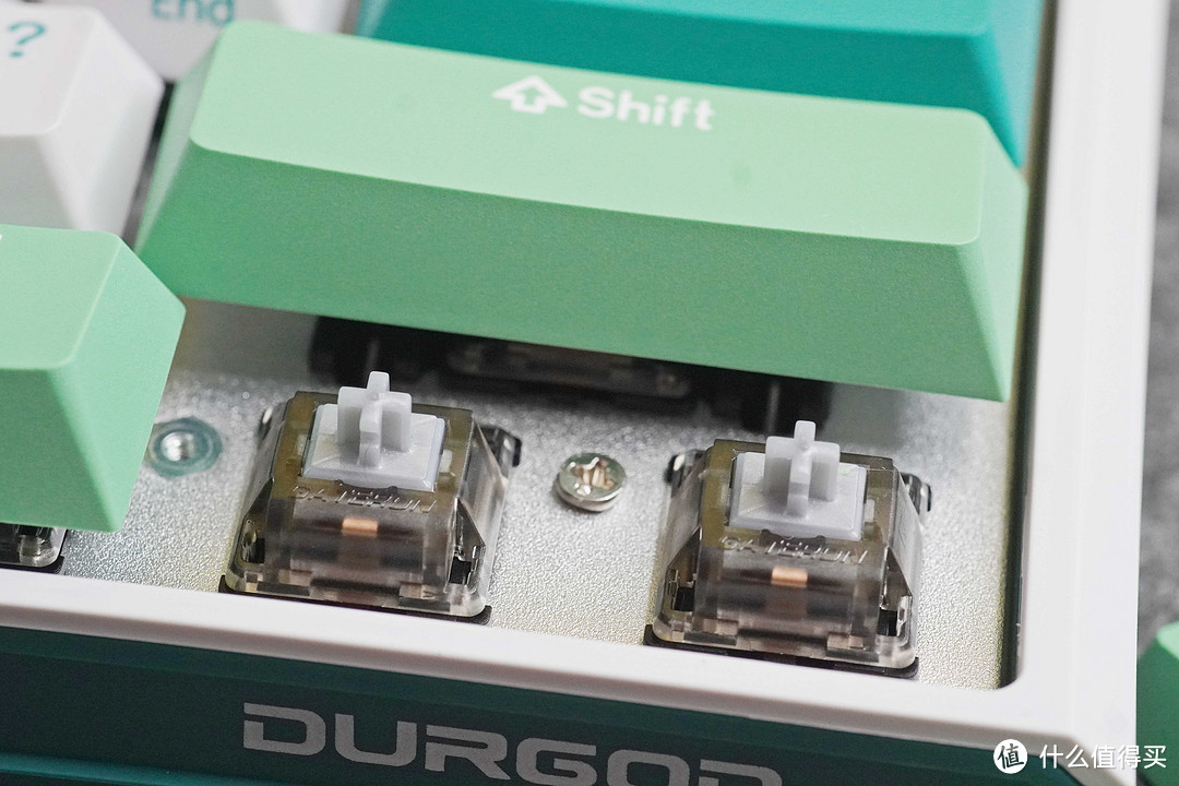 杜伽K330W PLUS——61键紧凑布局，定制晶轴手感极佳