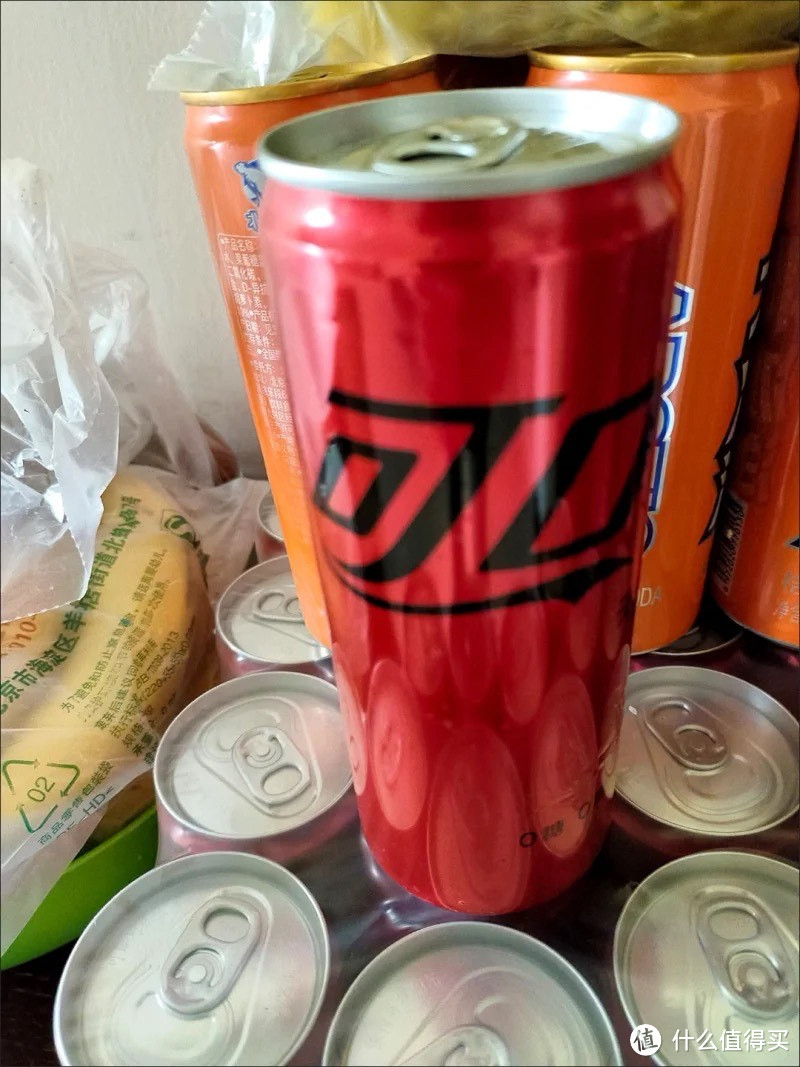 ￼￼可口可乐（Coca-Cola）零度 Zero 无糖汽水 碳酸饮料 330ml*24罐 新老包装随机发货￼￼