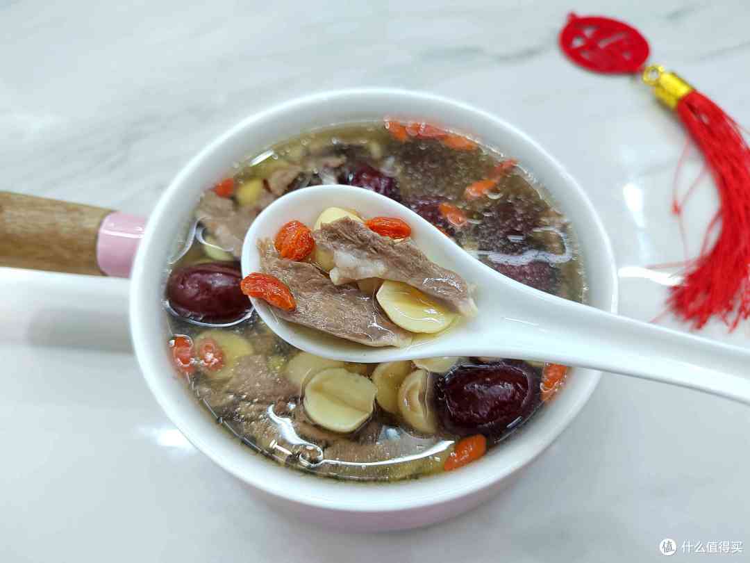 失眠“最怕”这汤,每周喝3次,助眠安神又养心,一觉睡到自然醒