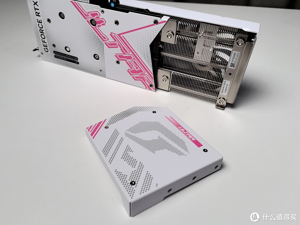 “无线”背插新纪元 - 七彩虹 ULTRA Z 系列背插 MATX 装机体验