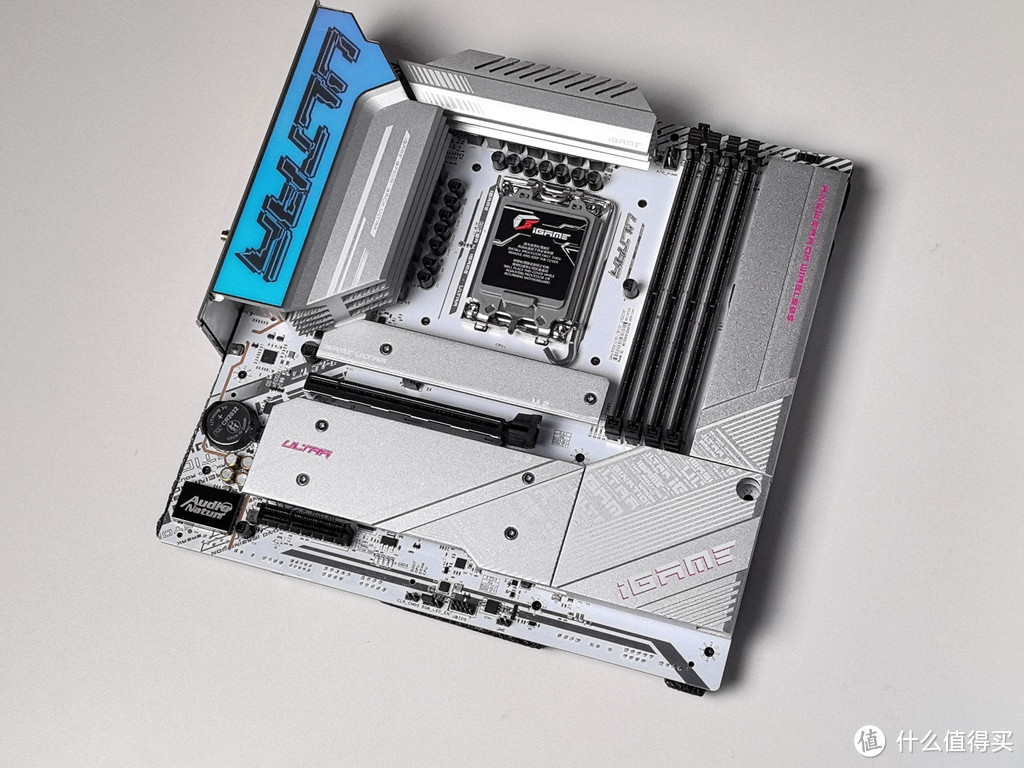 “无线”背插新纪元 - 七彩虹 ULTRA Z 系列背插 MATX 装机体验