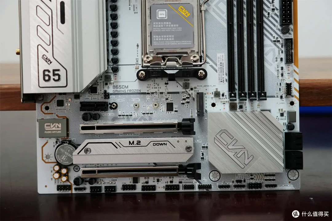 要颜值要性能选择七彩虹cvnb650m战列舰主板准没错