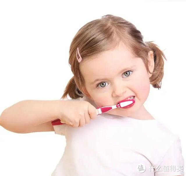 小孩几岁适合电动牙刷？严防三大槽点弊病