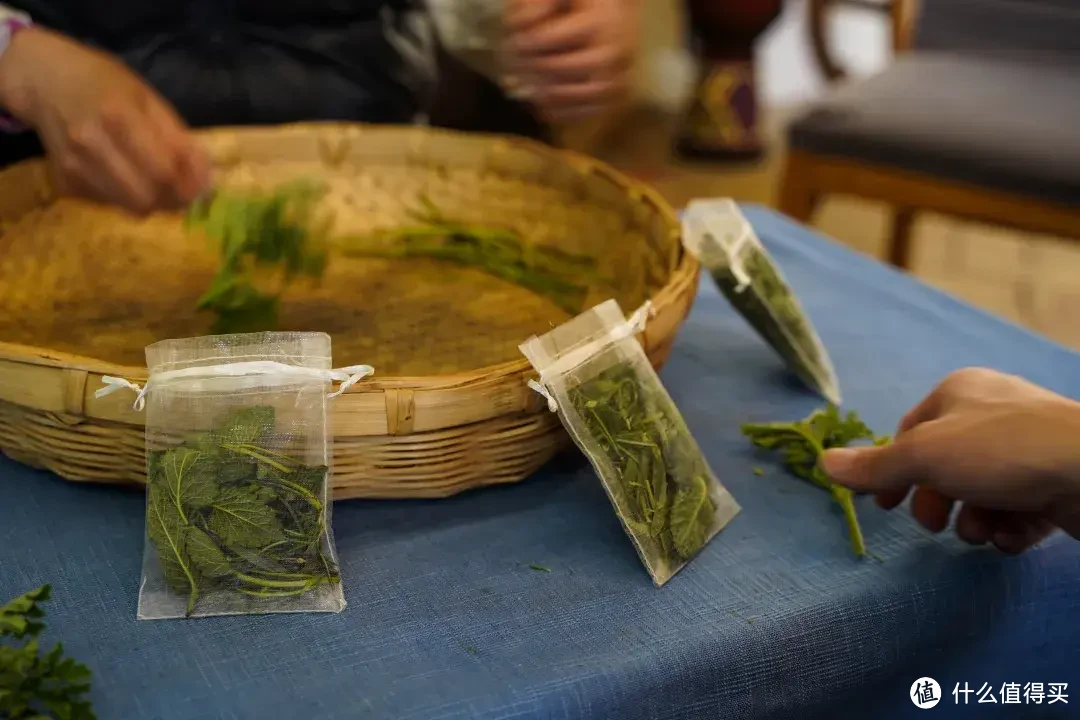 滇藏线上的秘境顶流，还得看把旅行玩出花的松赞