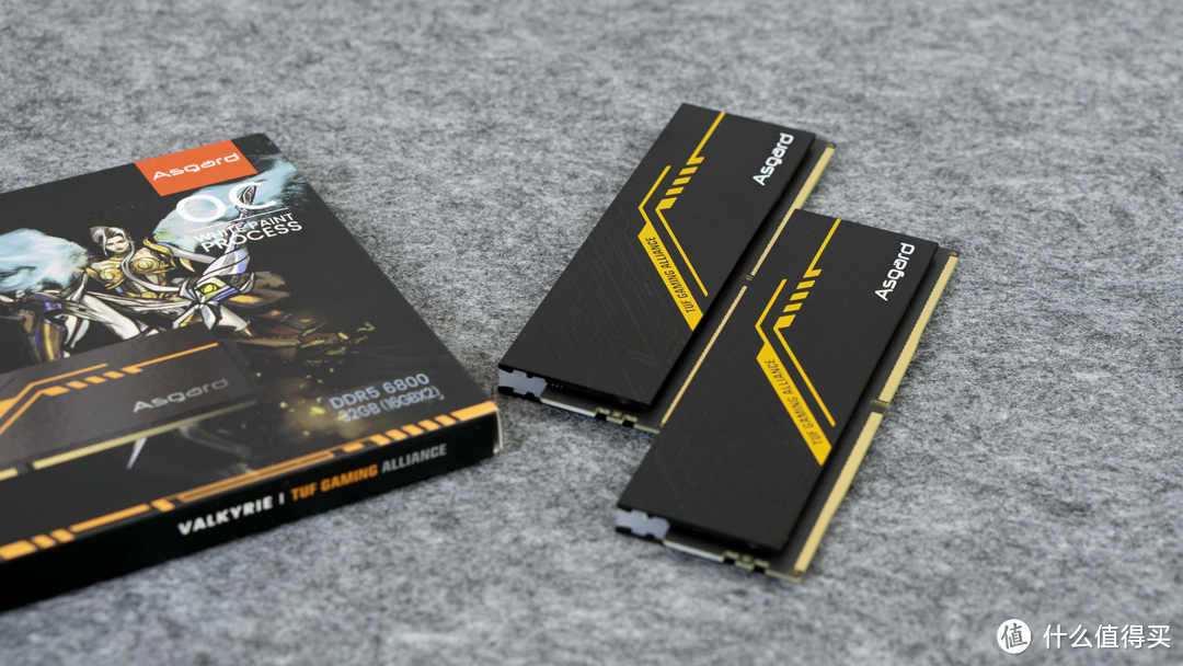 一键超频8000MHZ，游戏帧数提升10%左右，阿斯加特TUF联名款DDR5值了！