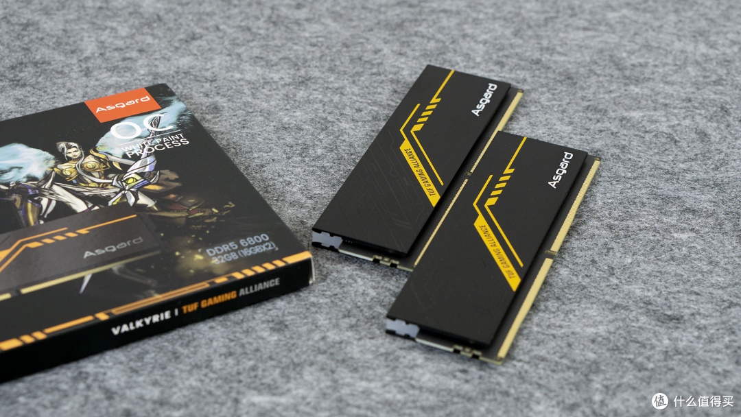 一键超频8000MHZ,游戏帧数提升10%左右,阿斯加特TUF联名款DDR5值了!