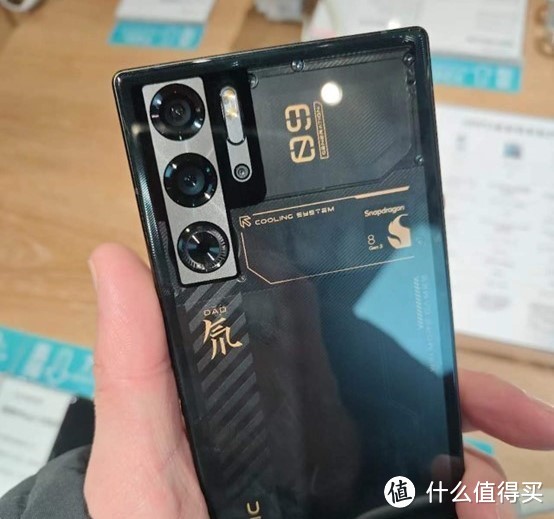 四月安卓性能榜告诉你顶级性能手机怎么买!这几台手机才是目前最强的