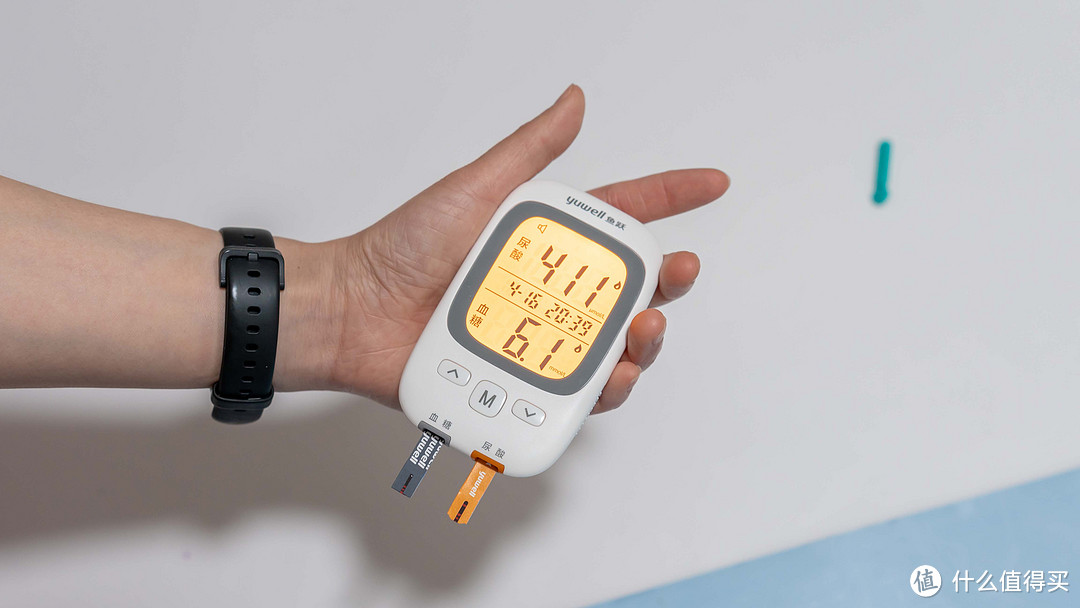 从测量到预防：鱼跃尿酸仪帮助您管理尿酸升高，预防高尿酸症和痛风的健康挑战