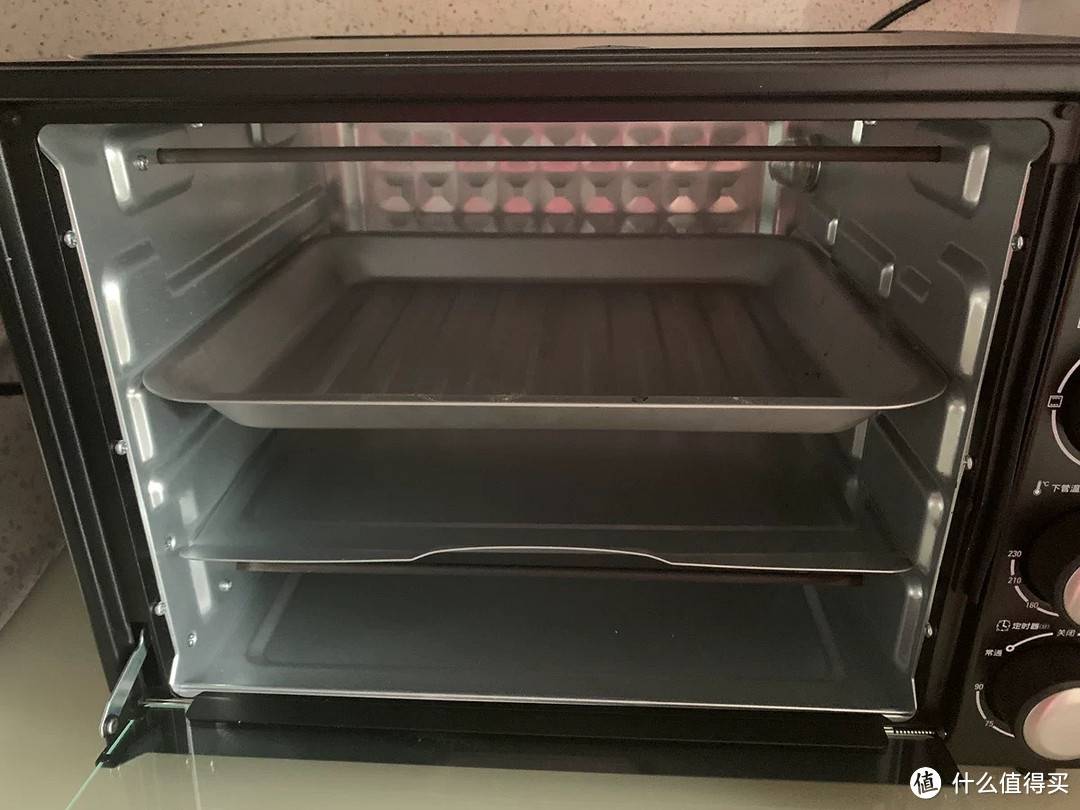 家里装修新添置的电烤箱!