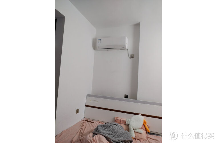 华凌HA1二代小冰棒空调：夏日降温利器，清凉舒适不等待！