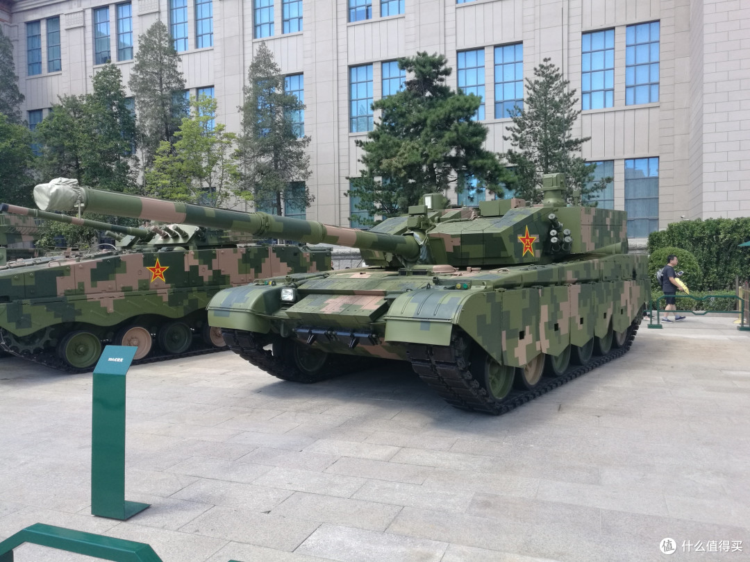 铁甲之梦——小鲁班 1/35 ZTZ–99A主战坦克 拼装积木测评_拼插积木_什么值得买