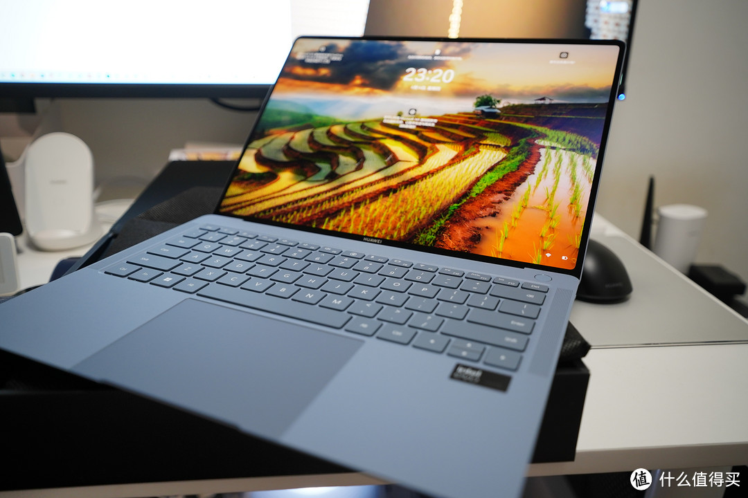 “镁”制性能小钢炮 HUAWEI MateBook X Pro 2024 微绒典藏版 开箱速发