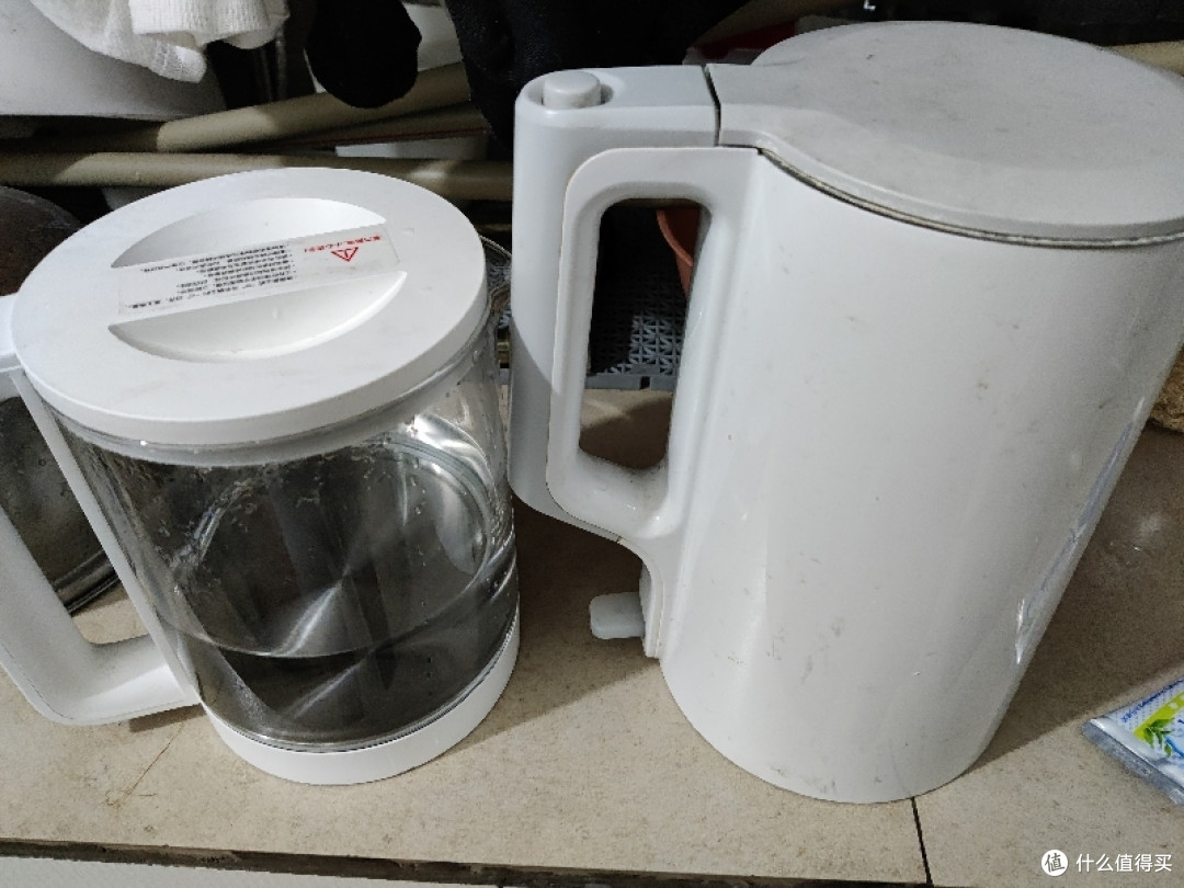 来看看rurua远大健科ro反渗透净水器压力桶带来开水有怪味的问题