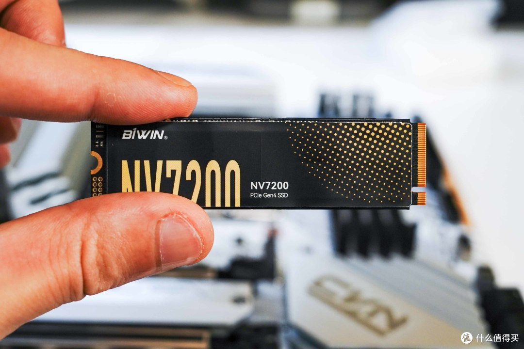 游戏向还真是AMD Yes丨佰维NV7200固态硬盘双平台深度测试