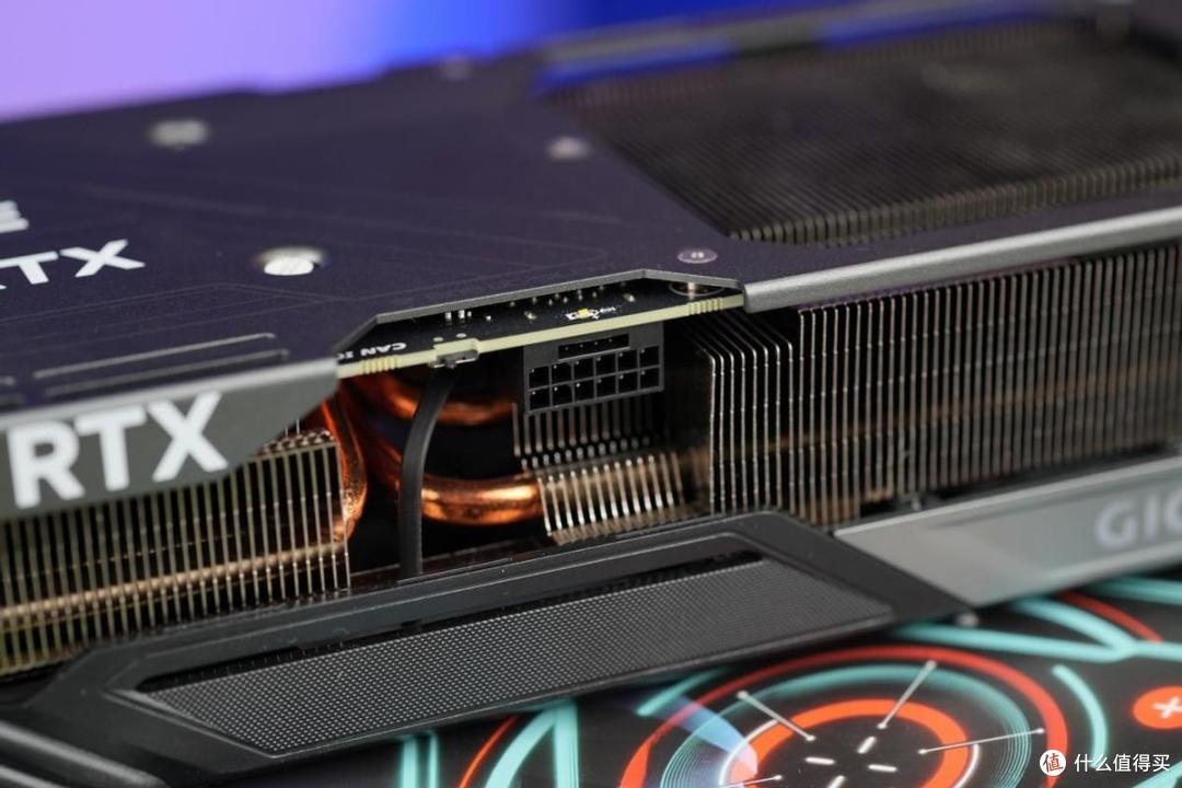 技嘉RTX 4070 SUPER魔鹰显卡评测：游戏+AI生产力通吃 ！