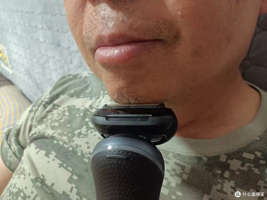 博朗剃须刀：德国精工，尊享舒适剃须新体验