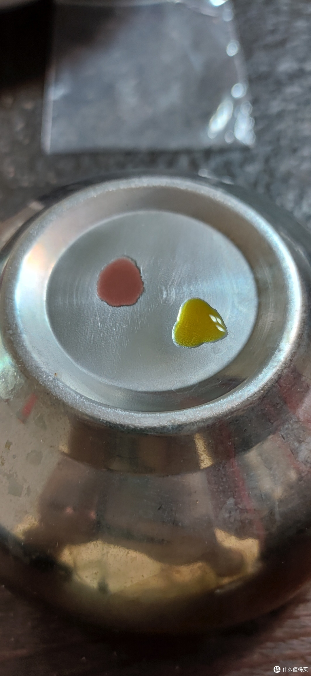 老人拿来的不锈钢碗，小超市货，扔。这个使用频率还不低。这就是为什么别让老人花钱