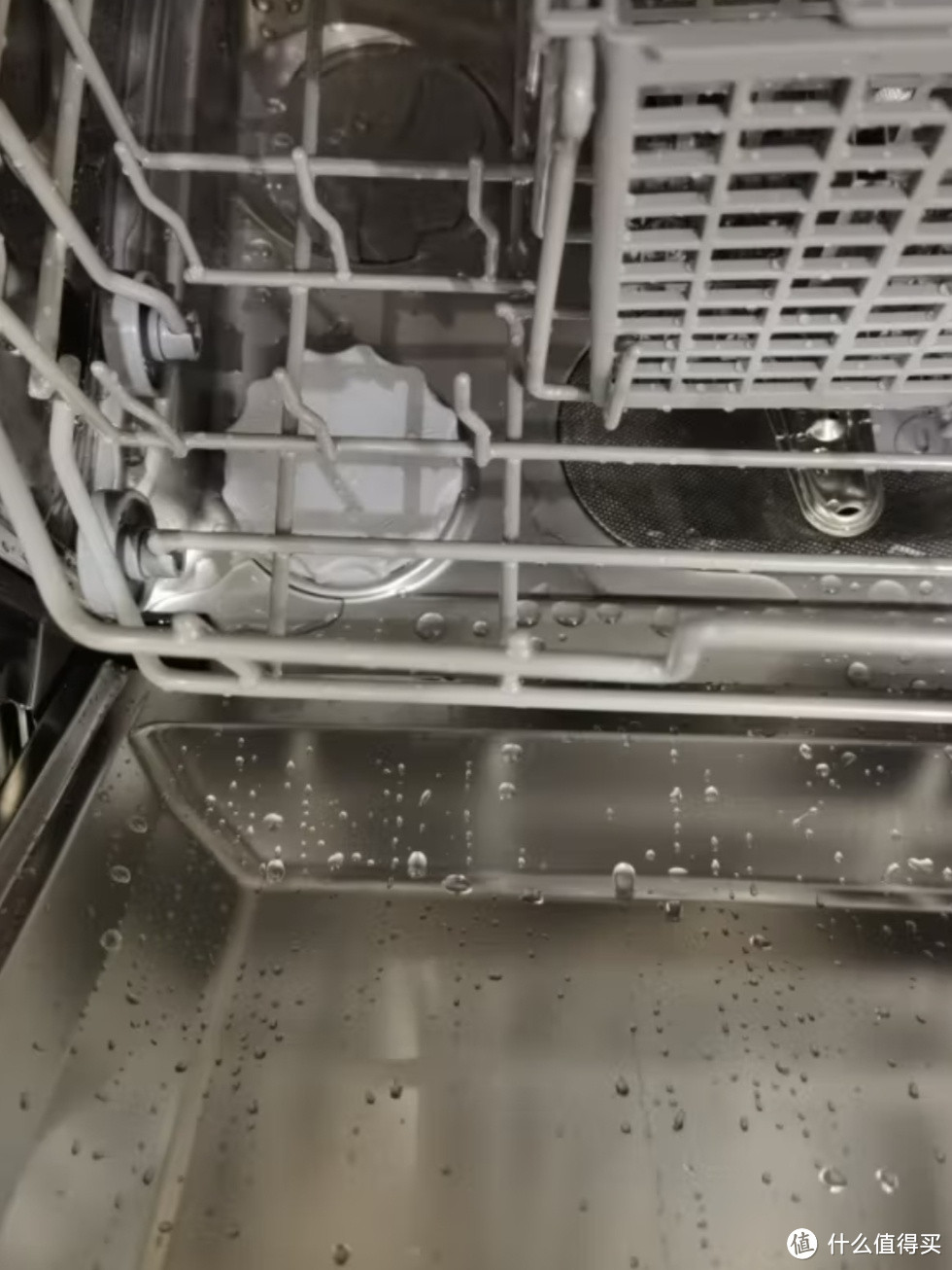 简单安装的洗碗机，非常方便