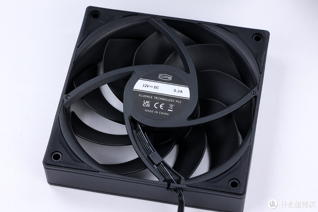 14代i5-14600K超频使用能使用风冷散热吗？单塔4热管超频三RZ400 V2风冷装机实测