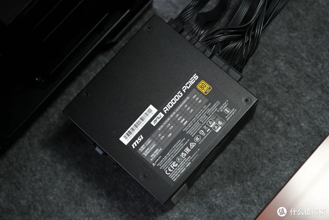CL28超低延迟加持，频率最高8200！金百达星刃DDR5内存上手实测