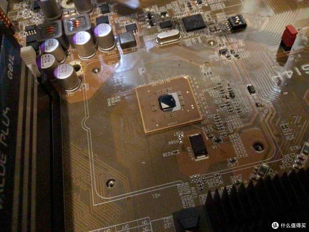 50包邮的兆芯开胜FC-1080八核处理器上机跑分
